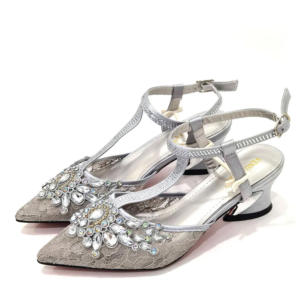 Daily Wear Comfortable Ltalian Design Silver Color Rhinestones Decoration Pointed Toe High Heels Party Ladies Shoes Bag Set