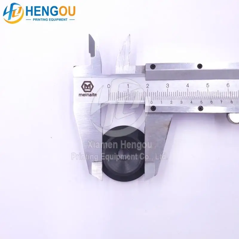 Black rubber sucker size 31x6x12mm