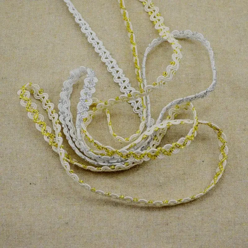 5 Meters/196.85 Inches Per Pack of New Fashion Accessories DIY Lace Fabric for Dresses, Exquisite Ball Gown Headpieces with Whit