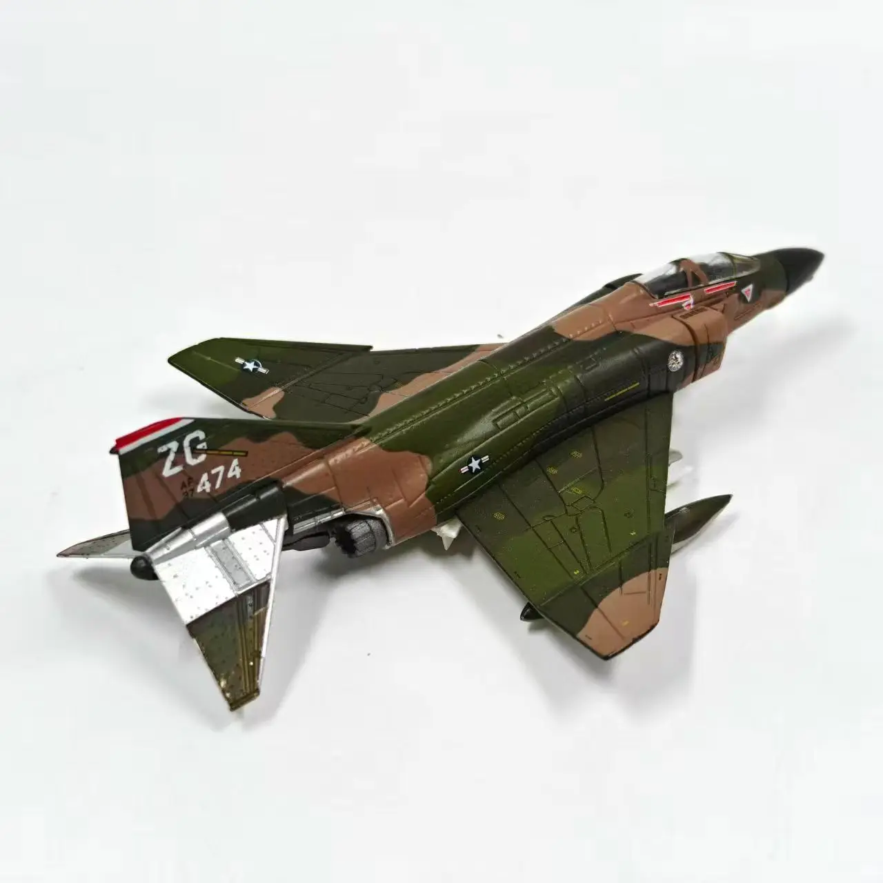 Diecast 1:144 Scale Aircraft US F-4 Phantom Carrier Based Fighter Jet Alloy Airplane Model With Stand Military Aviation Ornament