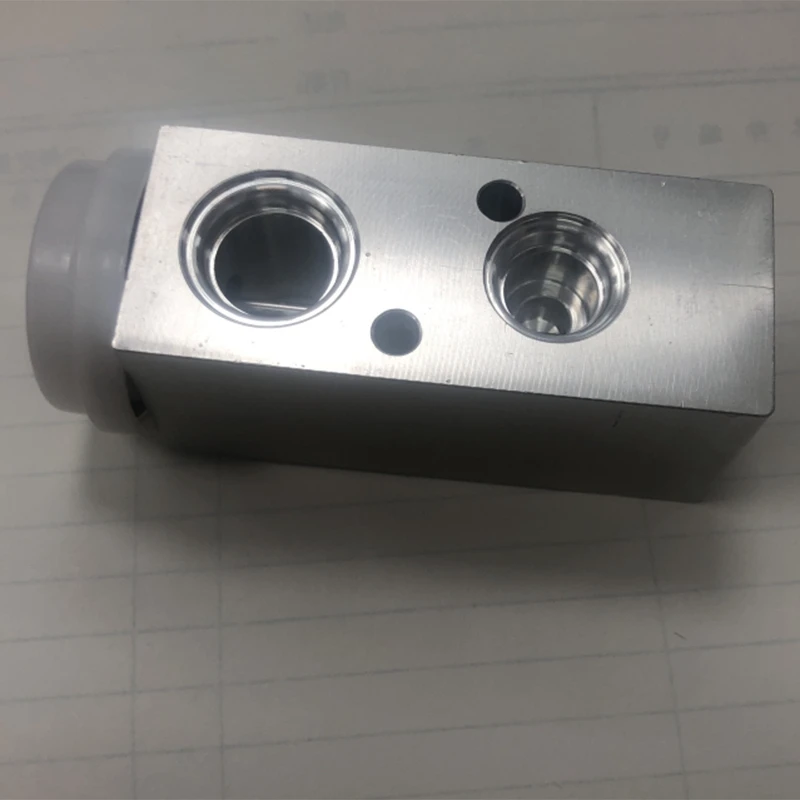 

A03G-Air Conditioner Expansion Valve 96492806 For DAEWOO Epica