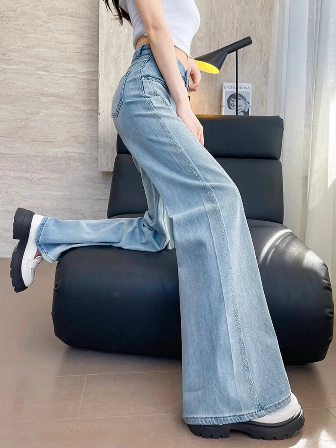 Women's High Waisted Rhinestone Jeans Wide Leg Sparkle Denim Pants Y2K Streetwear Bling Trousers with Side Crystal Detail