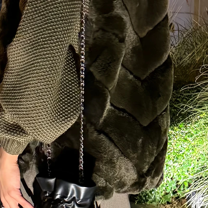 Vintage-Mantel mit Kunstpelzkragen und Schnürung, abgeschnittener Mantel, Gürtel-Taillenjacke, weiblich, 2025, warme Herbst-Winter-Outer, High-Street-Outfit – Detail 25
