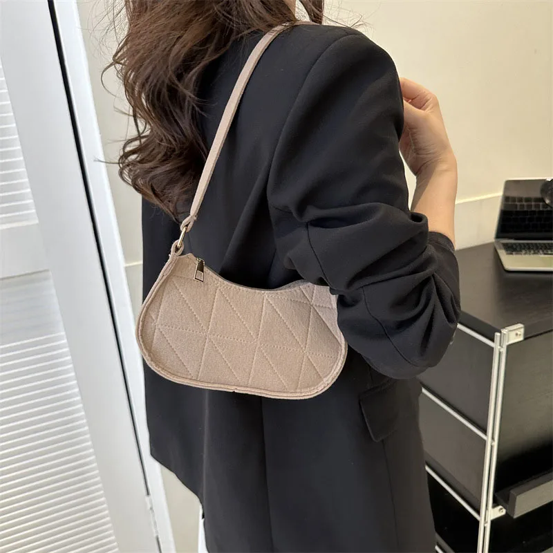 Fashion Women Shoulder Bag Mini Handbags Luxury Felt Flap Underarm Bags Female Large Capacity Casual Crossobdy Clutch