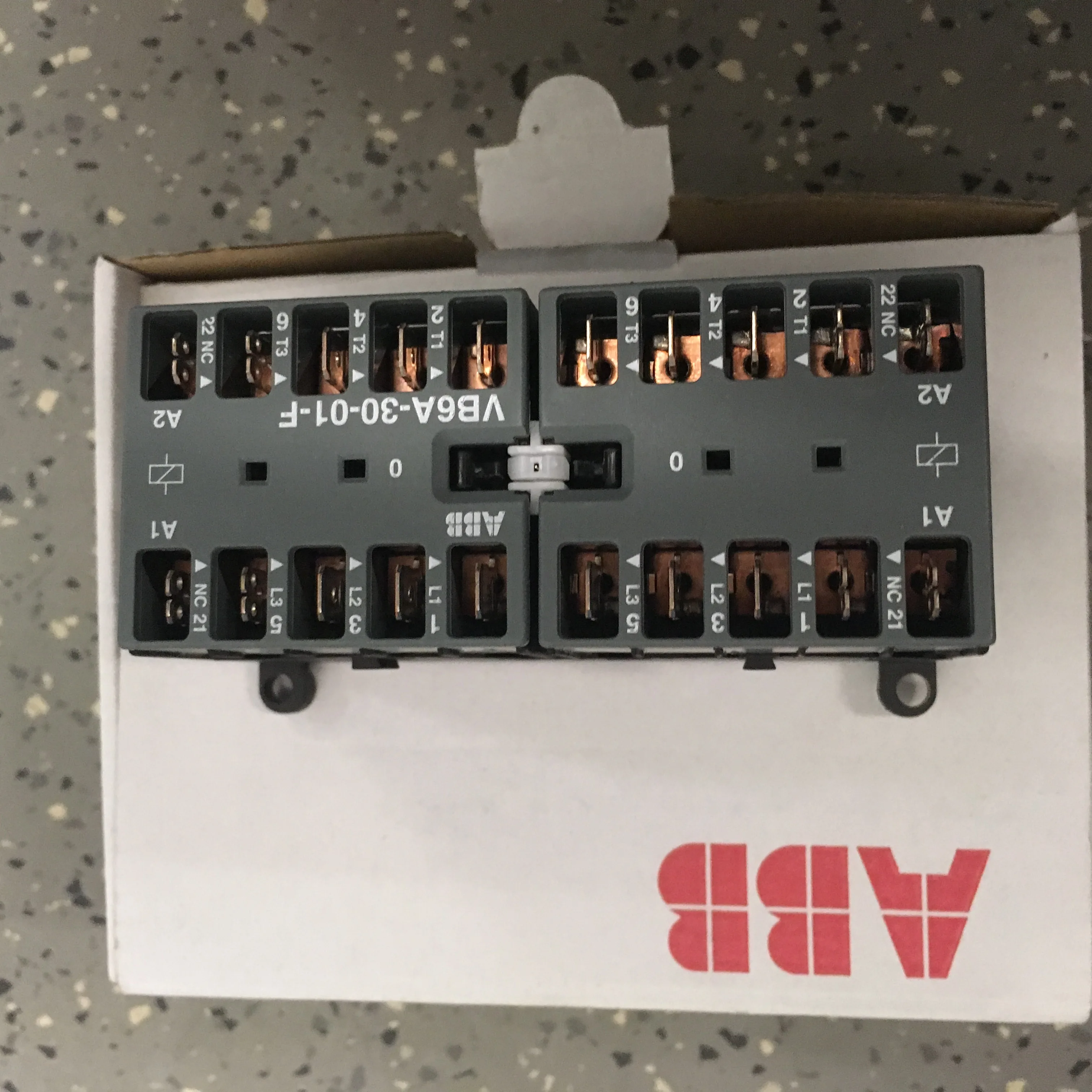 Brand New Original Genuine ABB Miniature Relay VB6A-30-10-F/VB7A-30-10-F