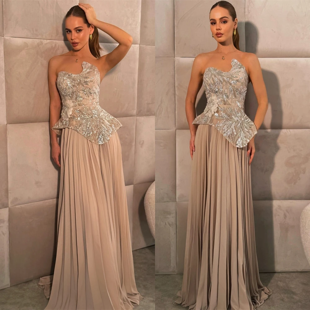 Maßgeschneidertes exquisites trägerloses ärmelloses Abendkleid, klassisches Chiffon-Cocktailkleid, modische Applikationen, Kleider für besondere Anlässe