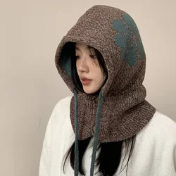 Cappello a fiori Versatile in stile coreano alla moda per le donne sciarpa invernale con collo caldo stile coppia protezione per le orecchie cappelli lavorati a maglia di lana