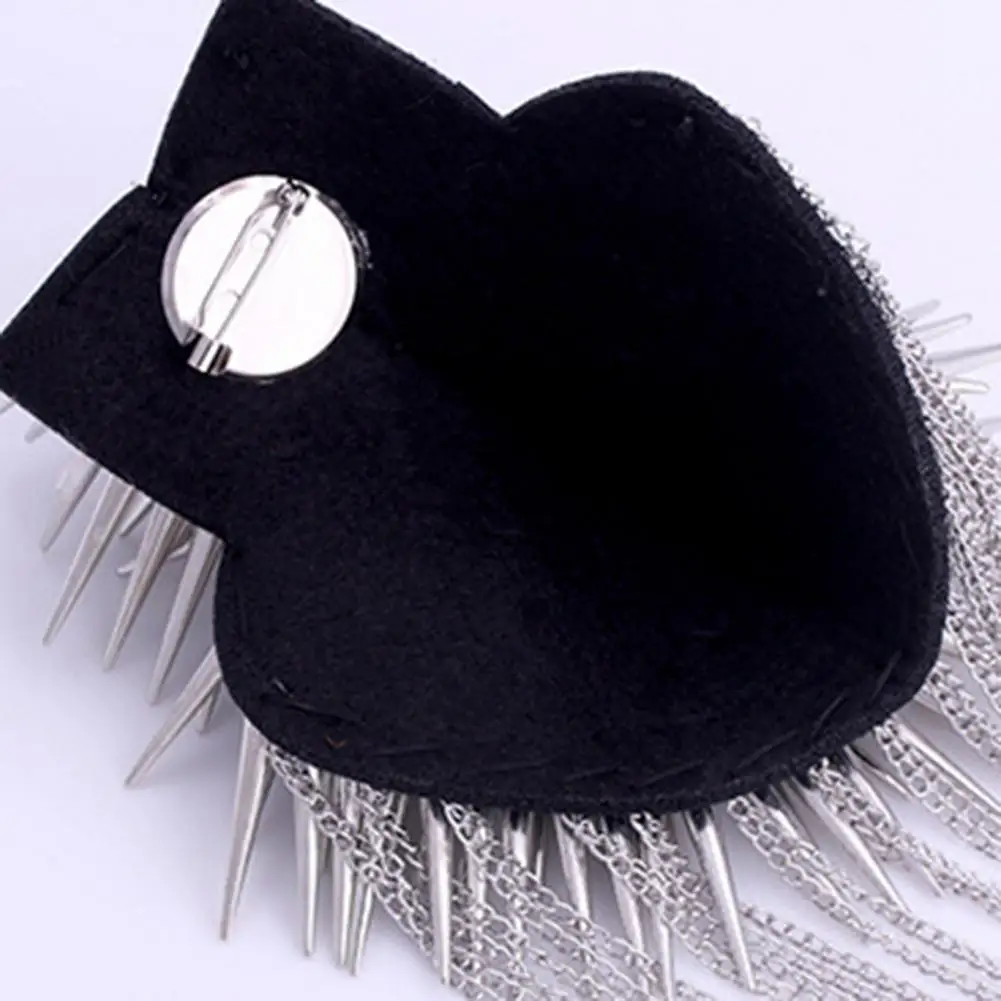 Shoulder Brooch for Women men Punk Rivet Chain Tassel Epaulette Fringe Blazer Rivet Chain Uniform Epaulette Clothing Accessories