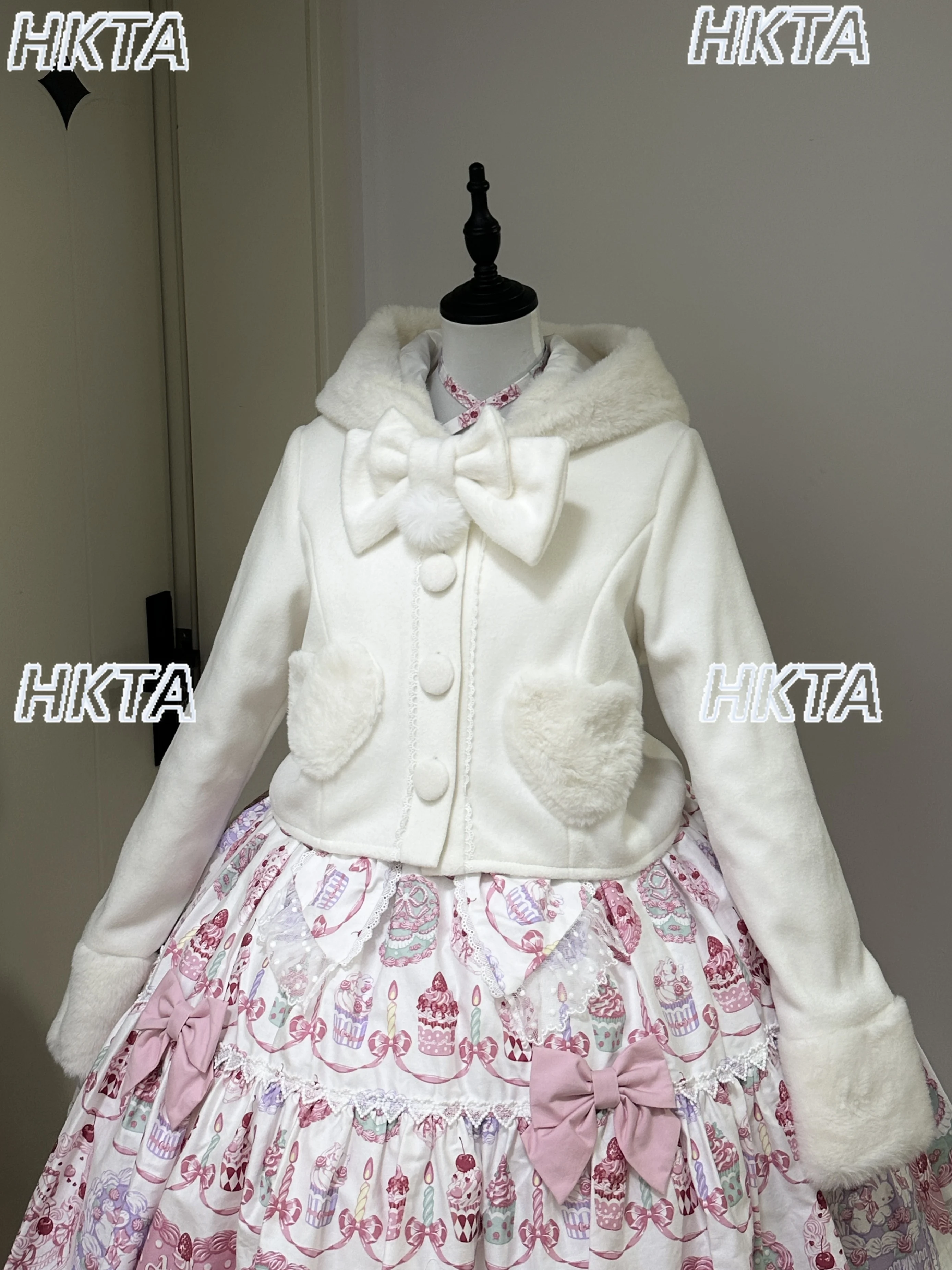 Sweet Fashion Plush Stitched Bow Hooded Jackets Ladies 2025 Autumn Winter Warm High Waist Lolita White Long Woolen Coats Women