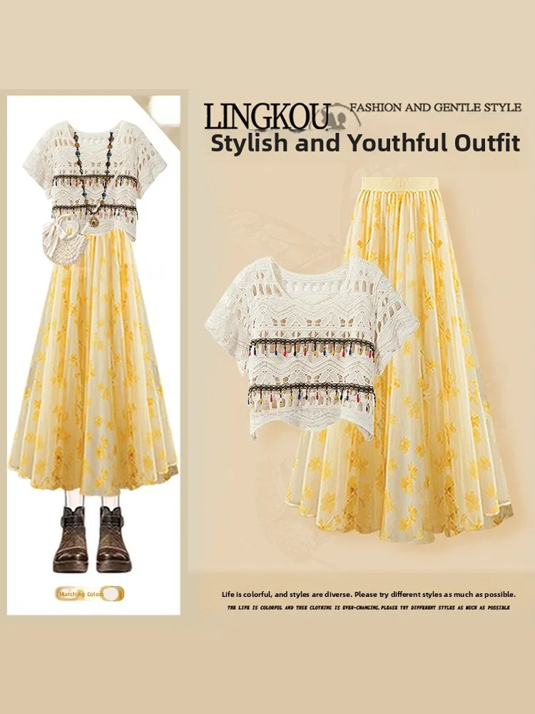 

Summer Anti-Aging Bohemian Hollow out Floral Print Women's Fashion Set Short Sleeve round Neck T-Shirt And Half-length Skirt