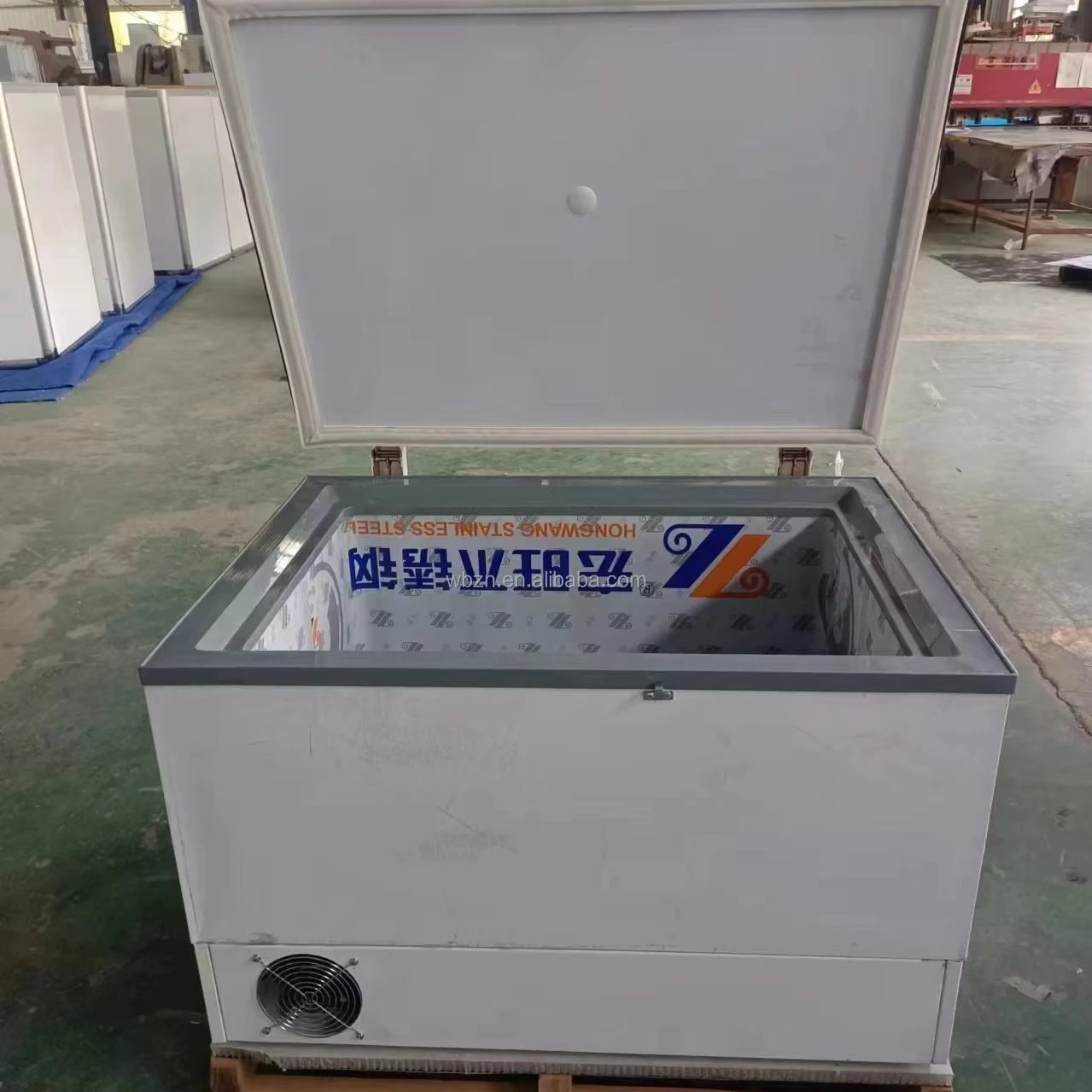 

Hot Selling Portable 70L Car Refrigerator Household Refrigerated Box for Food Storage Cold Room Storage