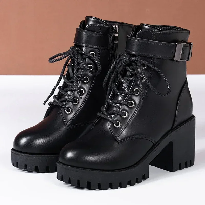 Botas de invierno para mujer, novedad de 2024, botas con cordones para mujer, botines con cremallera lateral de tacón grueso a la moda, zapatos cálidos para motocicleta para mujer