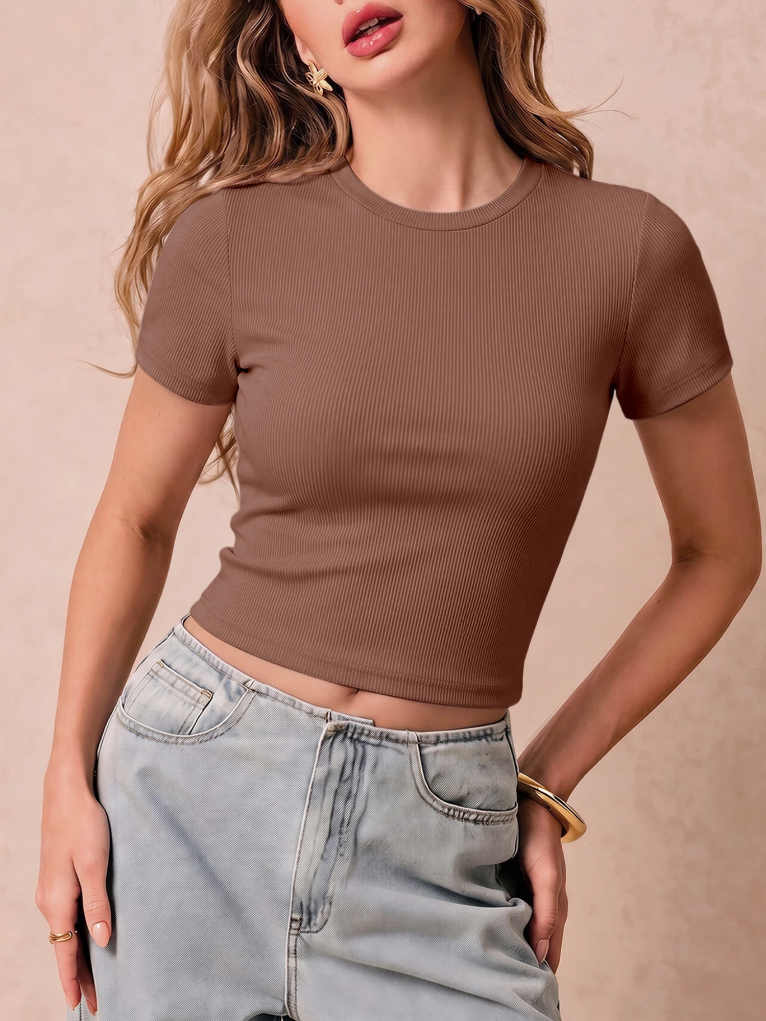 Retro‑Chic Cropped Ribbed T‑Shirt, Figure‑Flattering Short Sleeve Blouse for Night Out and Social Gathering