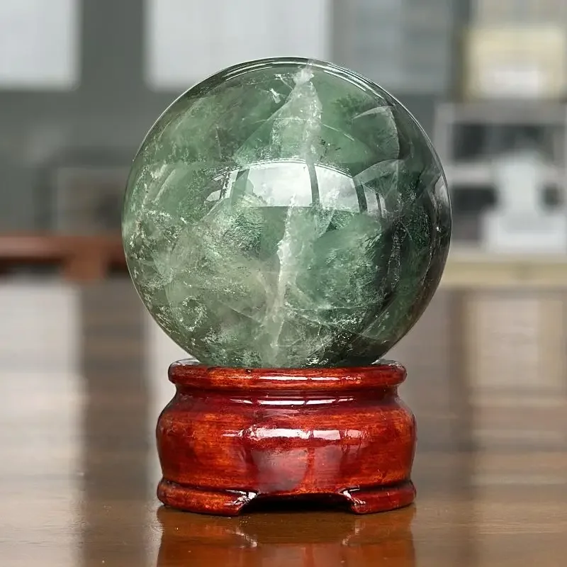 

Natural Stone Crystal Round Green crystal Ball Beads Reiki Polishing Massage Ball Reiki power Living Room Decoration Crafts 91