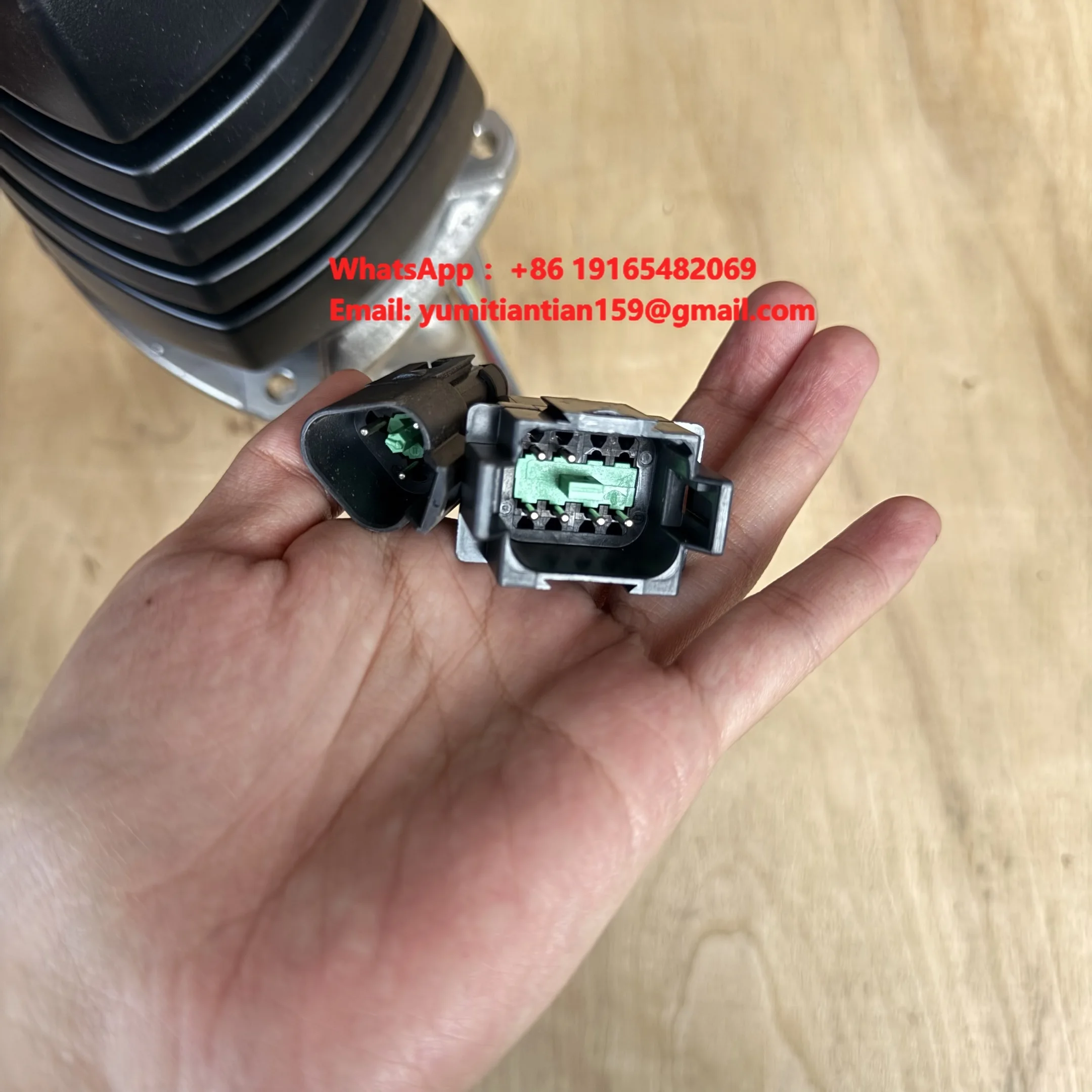 PV48K1479 Right pilot Handle for Xugong Retail Building Material Machinery Repair Shops New