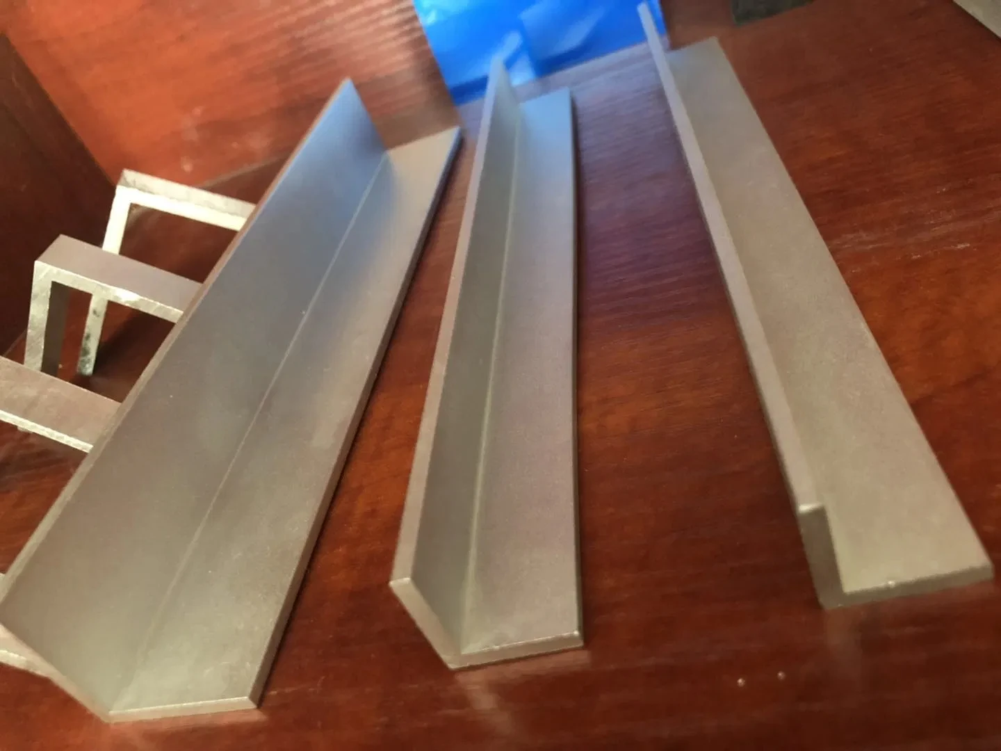 30mm x 30mm series 6063 Right Angle aluminum L-shaped aluminum alloy Aluminum edging triangle profile DIY