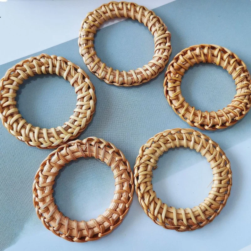 30pcs Bohemian Style Rattan Napkin Rings Rustic Country Woven Table Decoration Holders for Home Wedding Party Decor Ornament