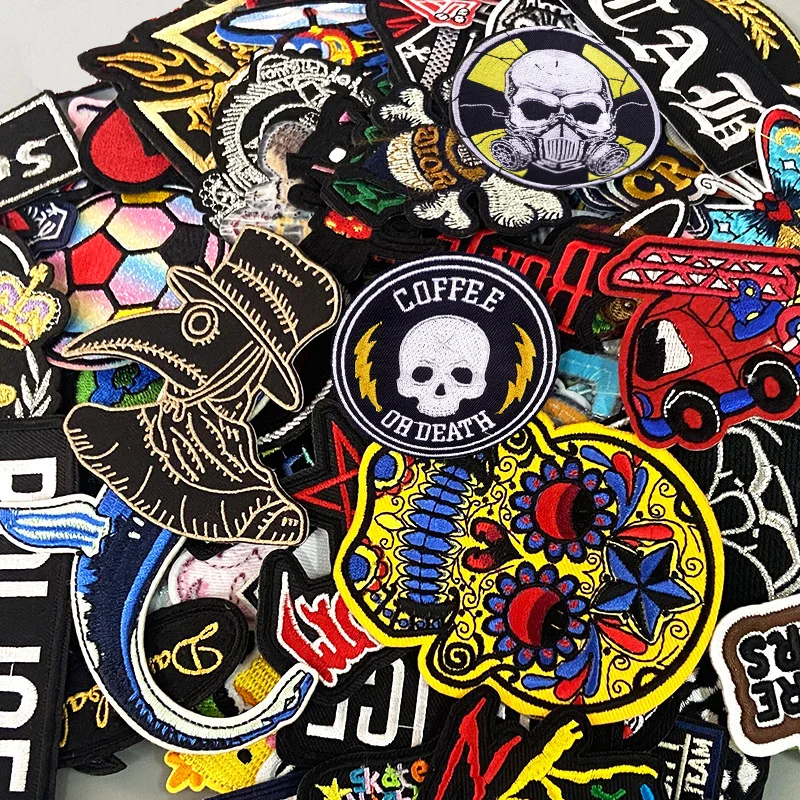 30PCS Random Mixed Wholesale Embroiderey Patch Punk Iron On Patches For Clothing DIY Skull Patches On Clothes Jacket Applique