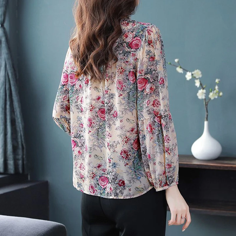 Elegant Female Blouses Floral Print V-neck Thin Puff Three Quarter Sleeve Shirt And Blouses Top Women\'s Clothing Trend 2024 New