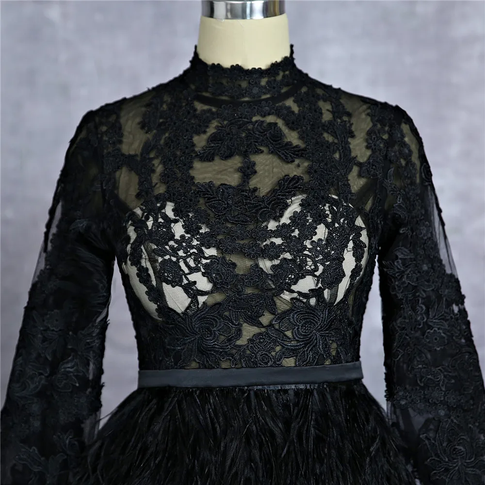 Robe de cocktail noire à manches longues, gaine, tulle, appliques, plumes, voir à travers les zones courtes et sexy, robes de soirée