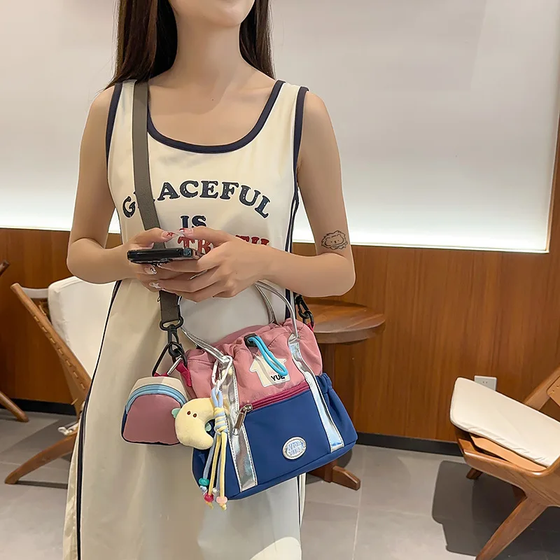 bolsa-de-moedas-multicolorida-em-tecido-de-poliester-com-fecho-de-cordao-bolsa-crossbody-feminina-para-deslocamento-bolsa-de-ombro-unico