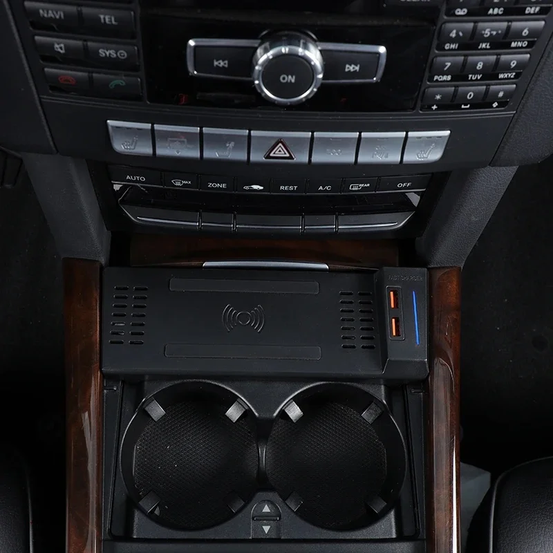 Kabelloses Autoladegerät für Mercedes Benz E 2010-2015, schnelles Ladegerät, Handy-Ladegerät, Ladehalterung