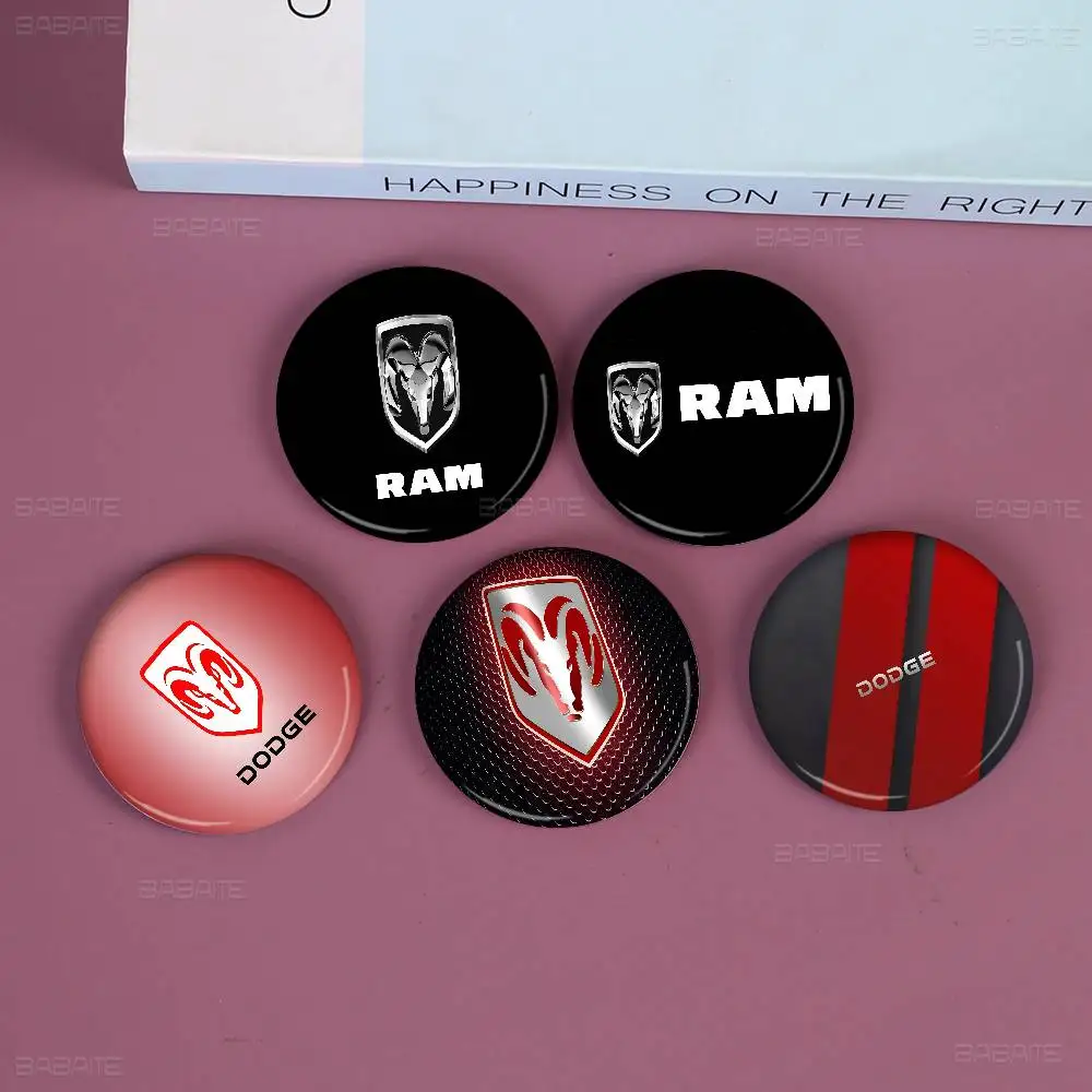Fashion D-Dodge-Ram-Car 58mm Cute Anime Figure Icon Badge Handmade Tinplate Brooch for Backpack Clothes Chest Ornament Gifts