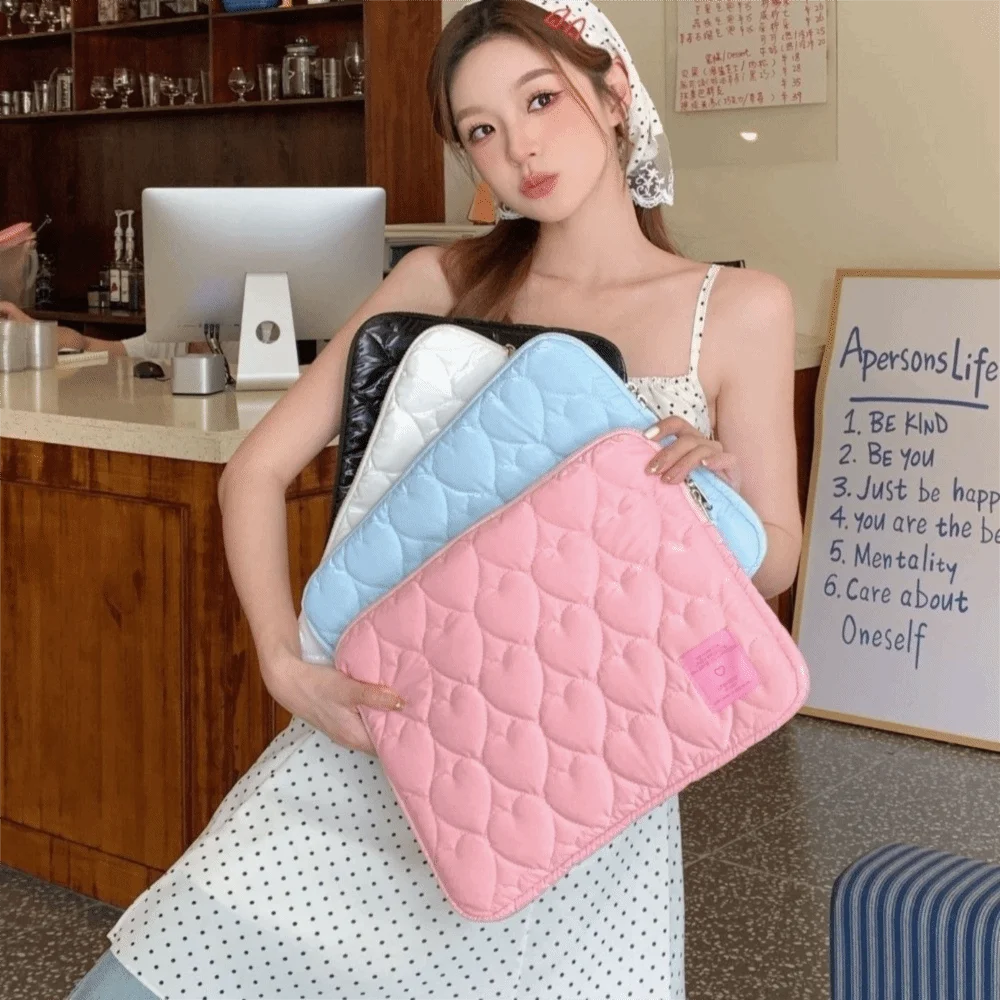 Fashion Love Heart Tablet Storage Bag Puffy Design Korean Style Computer Bag Shockproof Large Capacity Laptop Sleeve Women