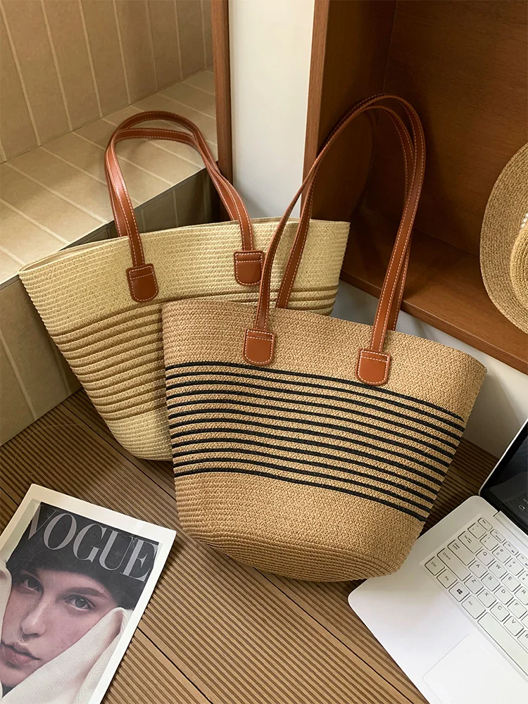 Handwoven Large Capacity Straw Tote Bag Women's Summer Vacation Beach Holiday Handbag Casual Simple Style Commuting Bag