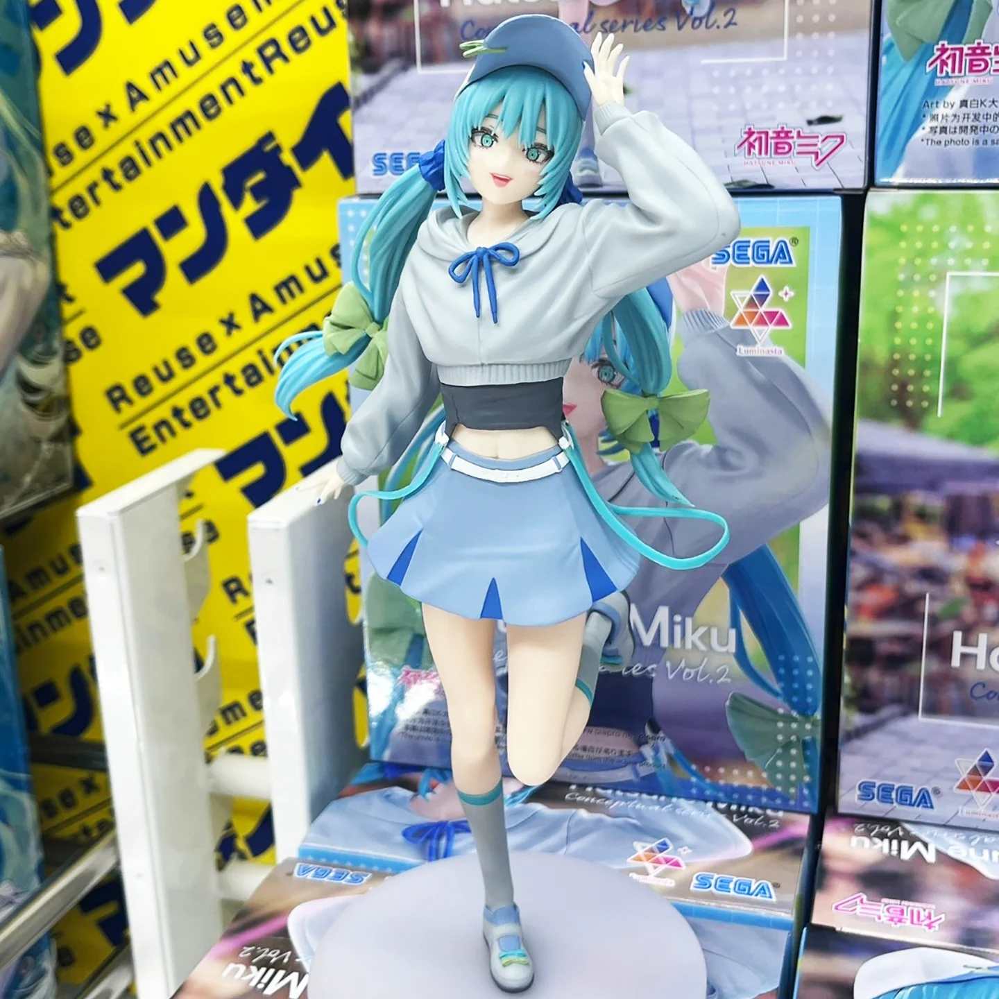 

Genuine Sega Luminasta Hatsune Miku Conceptual Series Vol.1.2.3 Anime Model Figurine Sweet Hatsune Miku Collectible Toy