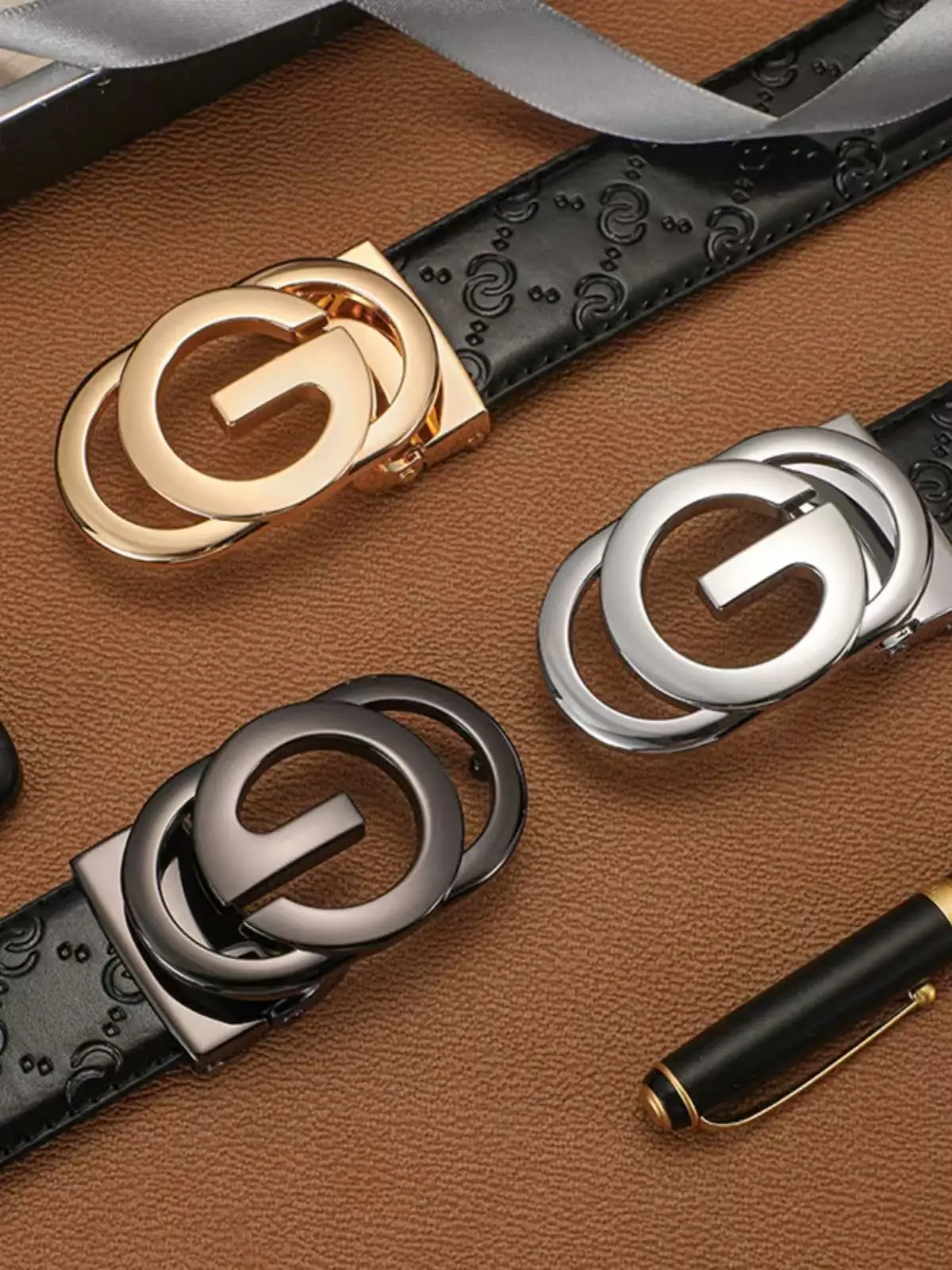 سينتو دي كورو PU masculino كومخفا دي ميتال، ماركا دي لوكسو، جينز كالسا دي ألتا كيوتيف، ماكيا، نا مودا