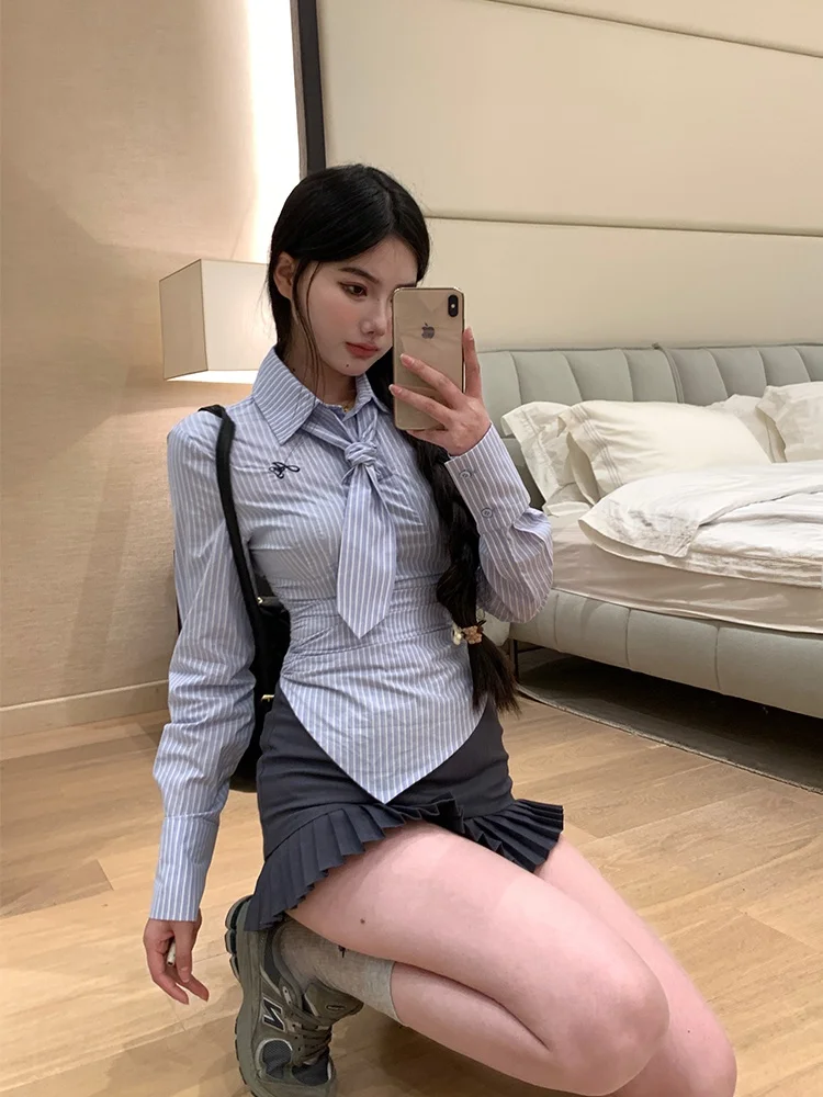 

Spring 2025 Design Sensation Women's Long Sve irt Waist Cinched Stripe Pattern Spicy Girl Faionable Casual irt