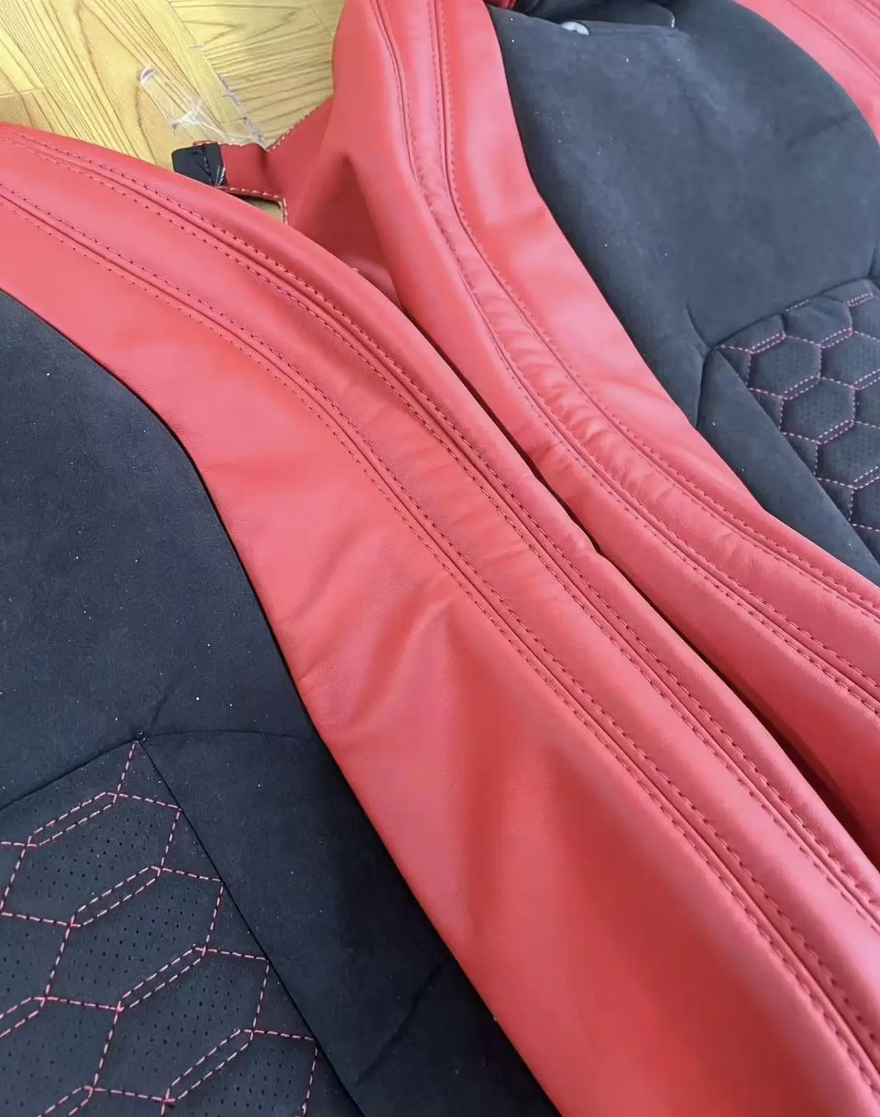 Non-Slip Bottom Leather Seat Cover for Lamborghini Two-Door Sports Car Direct Fit