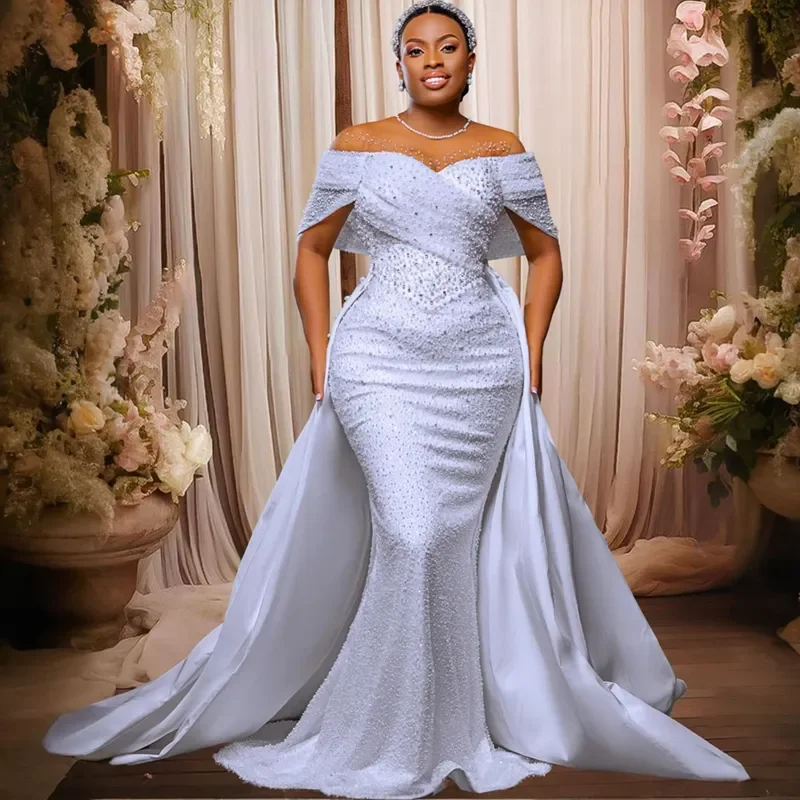 Maßgeschneidertes 2026 neues elegantes Plus-Size-Meerjungfrau-Perlen-besticktes Hochzeitshut-Ärmel mit abnehmbarer Schleppe, sexy Ball-Brautkleid