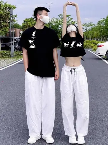 2025 신상 귀여운 고양이 커플 세트 그래픽 티셔츠 여름 패션 스트릿웨어 코튼 티셔츠 캐주얼 핫세일