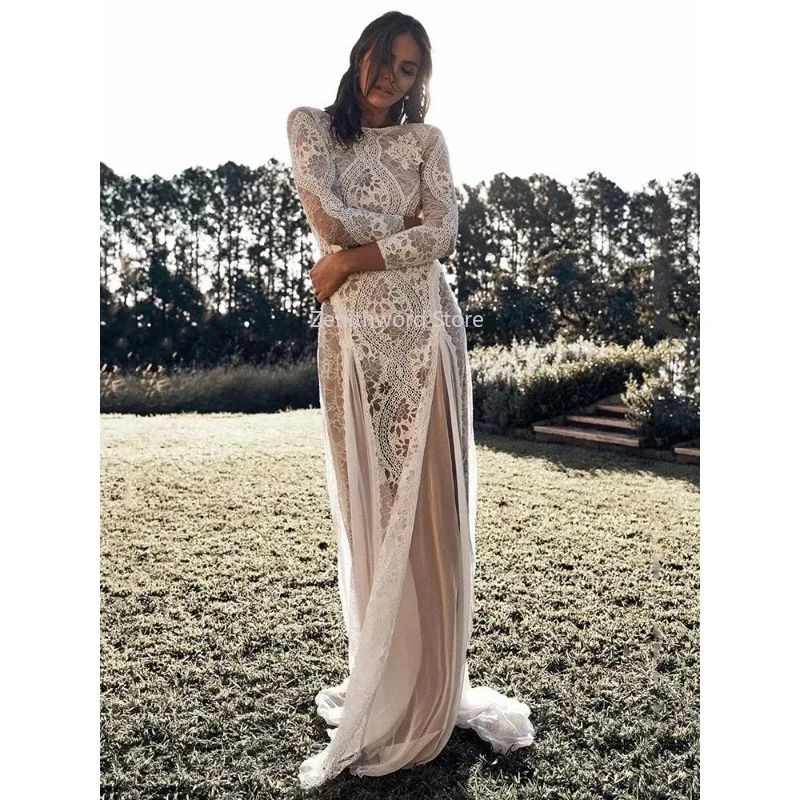 Robe longue à motif ajouré complexe, transparente et superposée, à manches longues, idéale pour les événements romantiques en bord de plage
