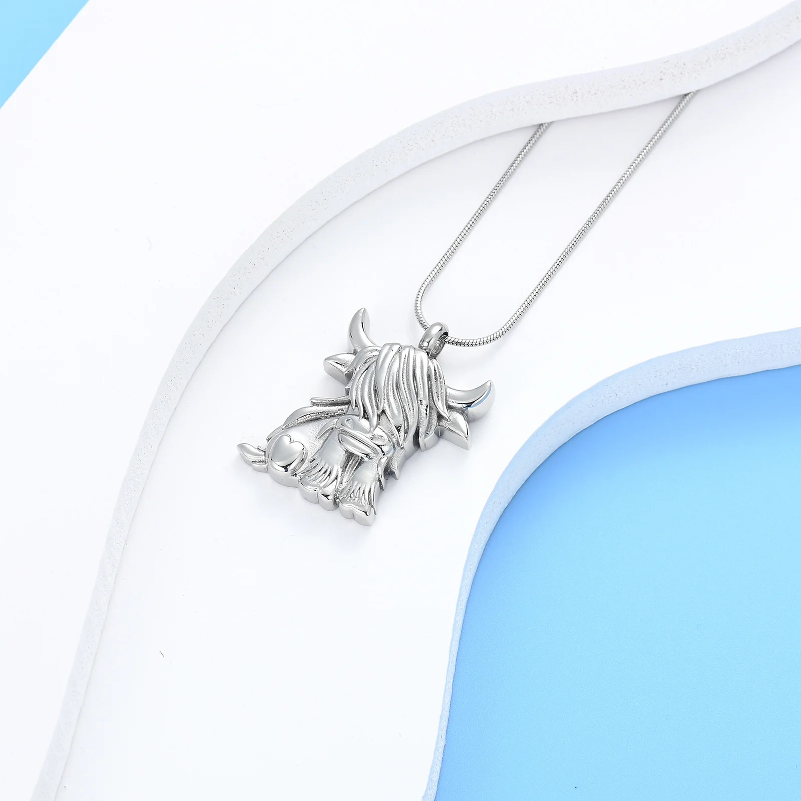 Highland Cattle Memorial Cremation Pendant Keepsake Urn Necklace For Human/Pet Ashes Holder Stainless Steel Jewelry
