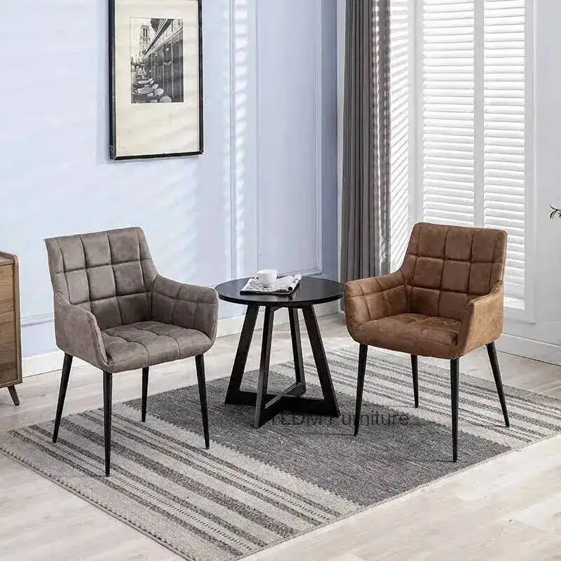 مصمم مسند الظهر كراسي تناول الطعام الإبداعية مطعم الظهر غرفة الطعام كرسي المنزل الأثاث الفاخر ضوء الفاخرة الحديد نادي أريكة P