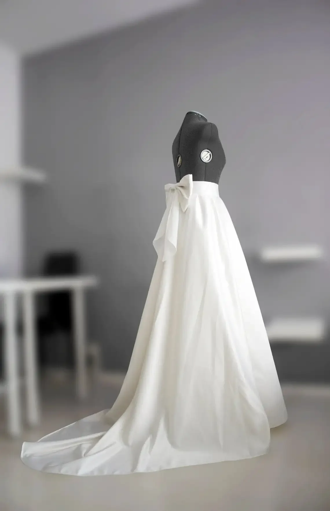 Jupes de mariage avec un gros nœud, jupe en satin pour patients, robe formelle, taille personnalisée, train