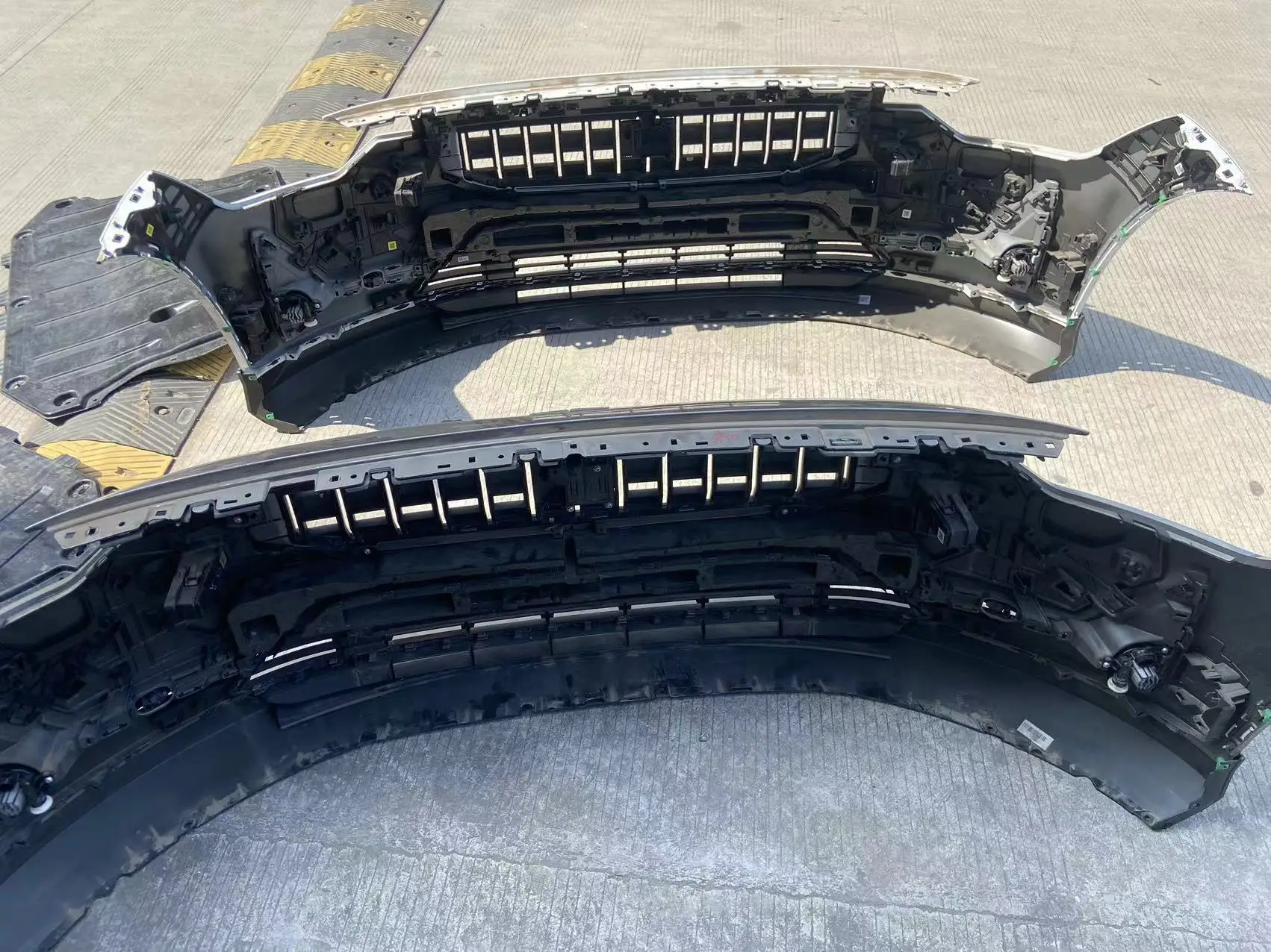 Kit de pára-choques original e de alta qualidade adequado para carros Polestar 2