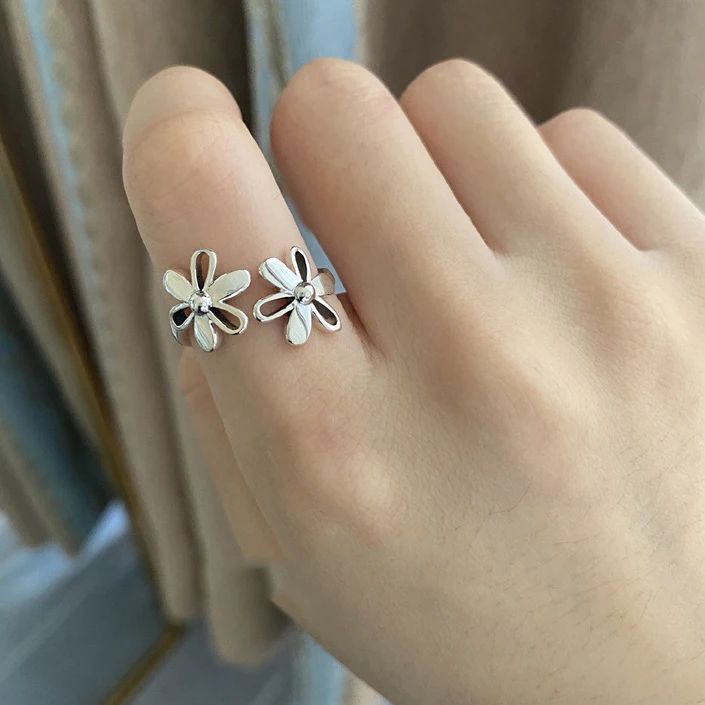 

925 Sterling Silver Hollowed Out Flower Opening Ring Adjustable Index Finger for Women Vintage Fashion Jewelry Party Gift