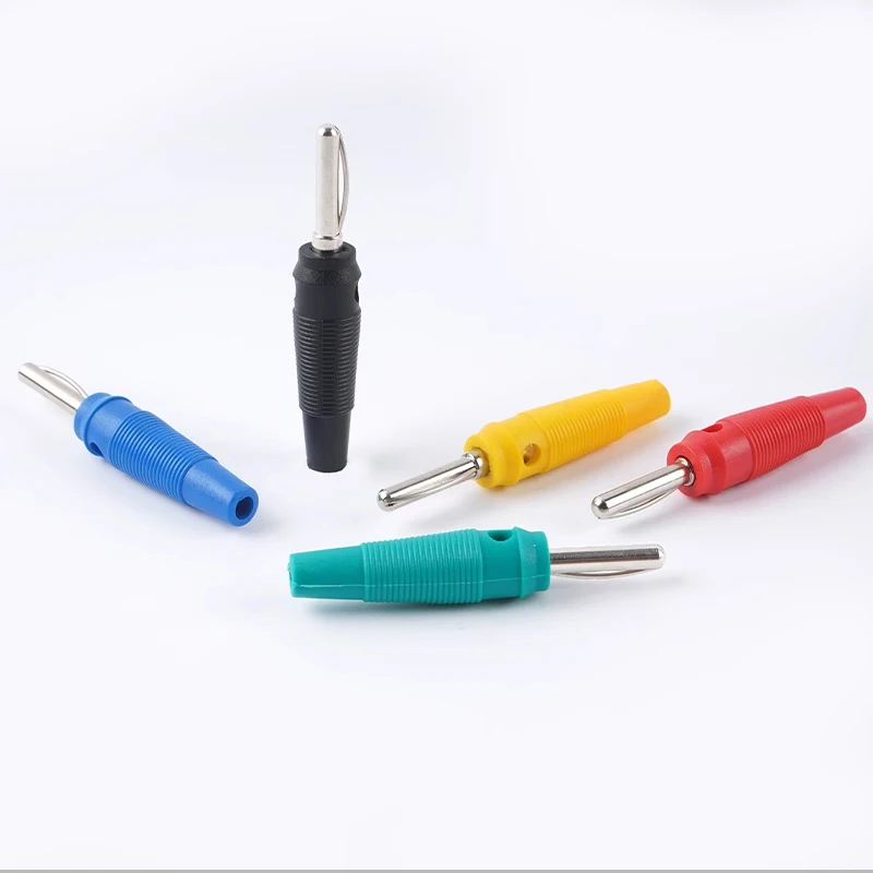 قابس الموز القابل للتكديس عالي التيار 4 مم مع وصلة لولبية وغلاف معزول