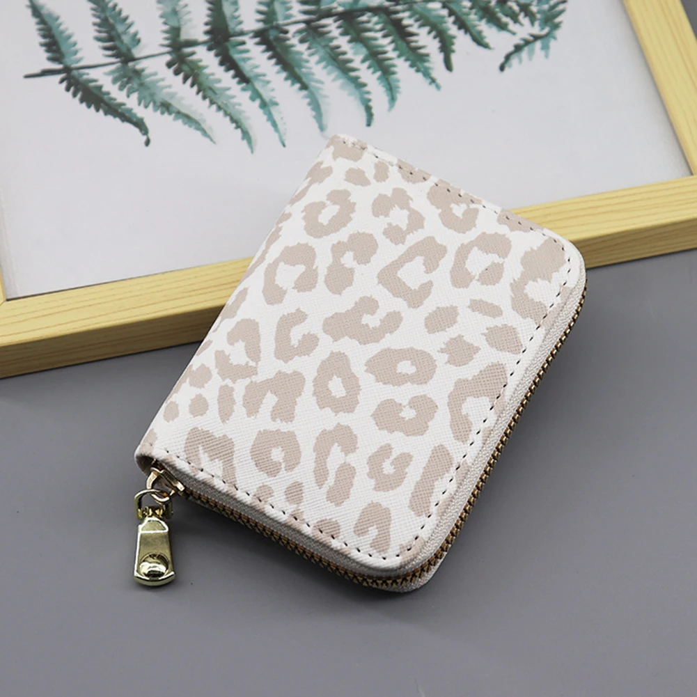 

Retro Leopards Zipper Credit Card Case Portable Wear-Resistant Card Holder For Credit Card Storaging