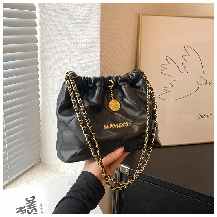 

2025 шикарная женская стеганая сумка-хобо в ленивом стиле с цепочкой, сумка через плечо из искусственной кожи, повседневная универсальная сумка на плечо
