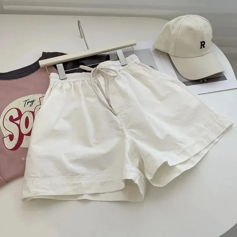 

Женские шорты из выстиранного хлопка с высокой талией, на эластичном шнурке, А-силуэт, широкие штанины, повседневные, свободного кроя, утягивающие, белые