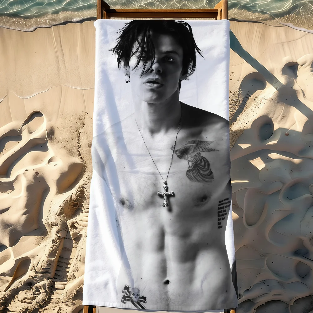 Singer Yungblud Idols Towel Sports Quick Dry Travel Camping Gear Sandproof Soft Light Large Beach Towel