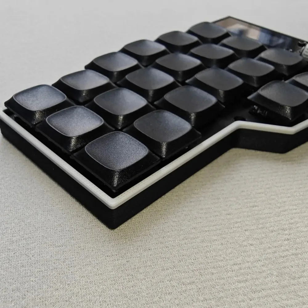 Corne Split Keyboard Kit Low Profile Dual-Mode Wireless Hot Swap Bluetooth Keyboard RGB Screen Ultra-thin Office Pc Accessories