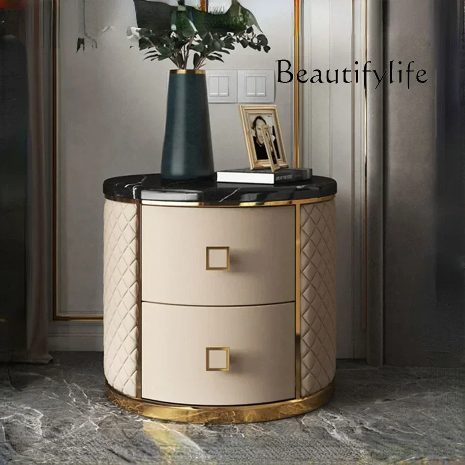 

WM Luxury Marble Tabletop Night Stands Simple PU Leather Wrapped Round Bedside Tables Designer Storage Cabinet Bedroom Furniture