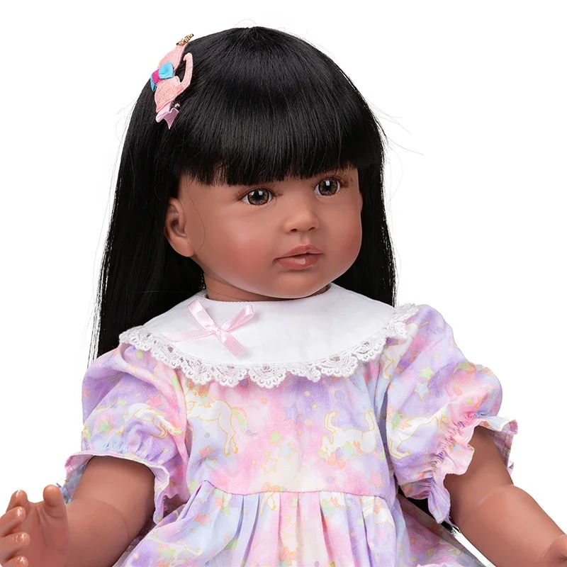 60cm Reborn Doll Girl Reborn Baby Doll In Black Skin Baby Reborn Silicone Cloth Body Toys dla dzieci Lifelike Reborn Dolls