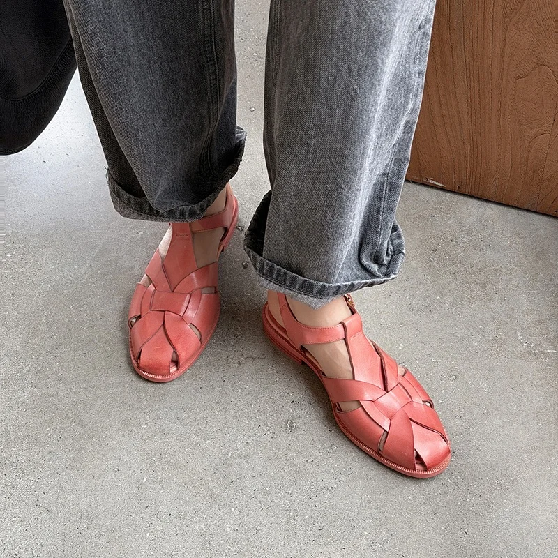 

Genuine Leather Metal Buckle Designer Sandals Women Hollow Gladiator Shoe Summer 2026 Flat Beach Shoes Female Zapatos De Mujer